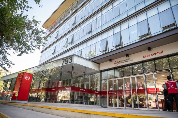 Cómo obtener el libre deuda del impuesto Automotor en línea